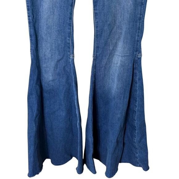 Free People Women's Sz 24 Just Float On Flare Jeans - Picture 5 of 9